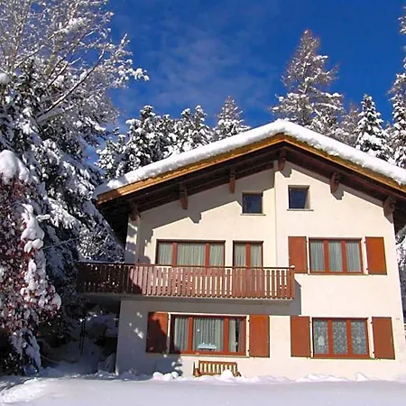 Couette-café B&B St Moritz 3*
